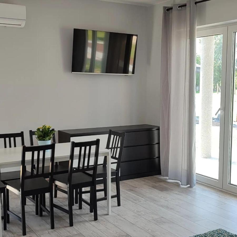 Apartamenty Wilga Spokojne Miejsce Z Calorocznym Jacuzzi I Letnim Basenem Exterior foto